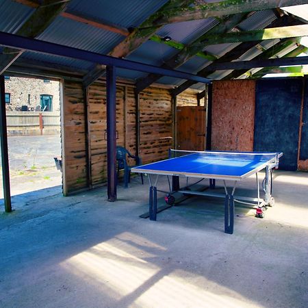 The Big Cwtch Shepherd'S Hut Kidwelly Extérieur photo